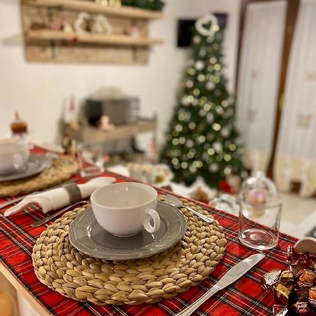 B&B Le Quattro Stagioni Ла-Маддалена Экстерьер фото